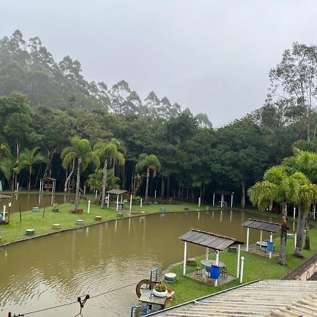 פידאדה Pesqueiro Restaurante E Pousada Pingo De Ouro מראה חיצוני תמונה
